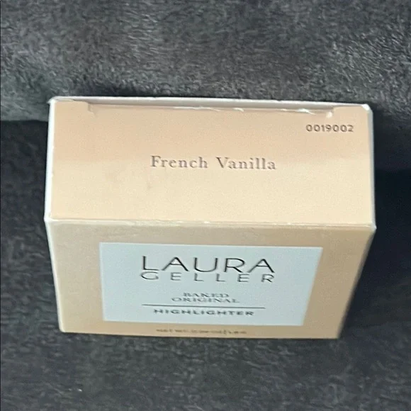 Laura Geller Highlighter Baked Original French Vanilla - Picture 3 of 5